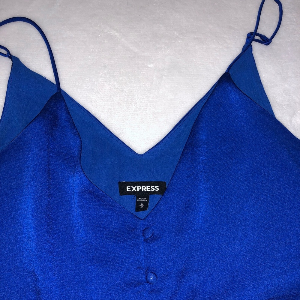 Express Tank Top - Picture 2 of 4